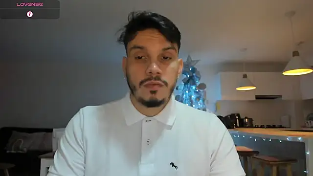 Snapshot of alejandro_stark chatting on December 11, 1:15 am alejandro stark online show from December 11, 1:15 am