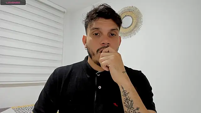 Snapshot of alejandro_stark chatting on December 13, 3:16 am alejandro stark online show from December 13, 3:16 am