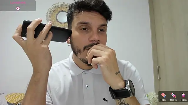 Snapshot of alejandro_stark chatting on December 18, 9:58 am alejandro stark online show from December 18, 9:58 am