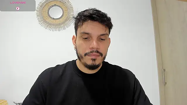 Snapshot of alejandro_stark chatting on December 24, 8:44 am alejandro stark online show from December 24, 8:44 am