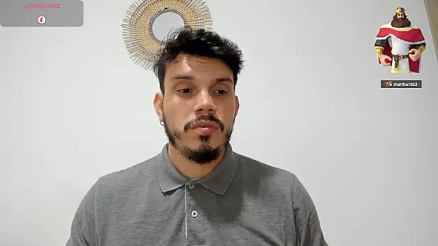 Snapshot of alejandro_stark chatting on December 27, 2:01 pm alejandro stark online show from December 27, 2:01 pm