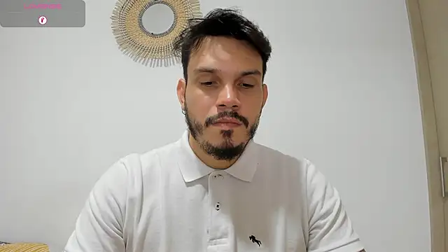 Snapshot of alejandro_stark chatting on December 28, 9:09 am alejandro stark online show from December 28, 9:09 am