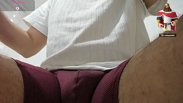 Snapshot of alejandro_stark chatting on January 2, 3:40 pm alejandro stark online show from January 2, 3:40 pm