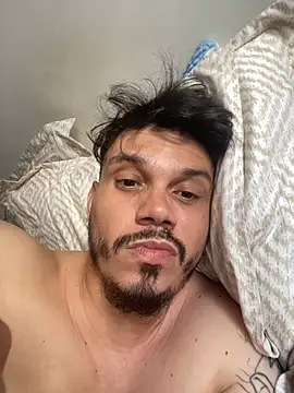 Snapshot of alejandro_stark chatting on January 4, 5:58 pm alejandro stark online show from January 4, 5:58 pm