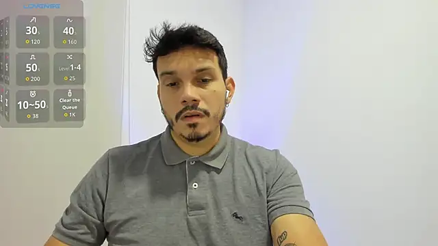 Snapshot of alejandro_stark chatting on September 21, 3:35 pm alejandro stark online show from September 21, 3:35 pm