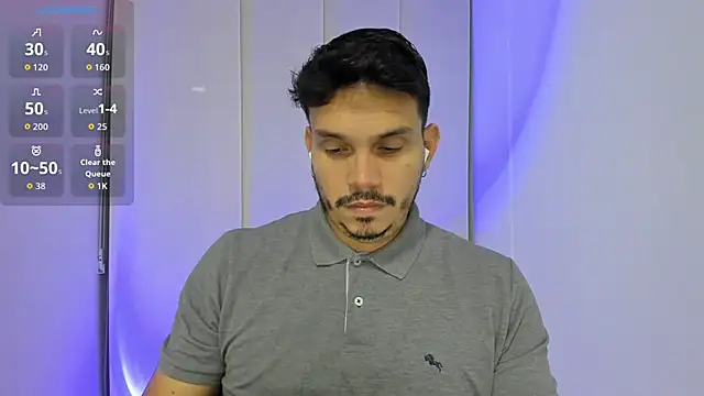 Snapshot of alejandro_stark chatting on October 5, 6:12 am alejandro stark online show from October 5, 6:12 am