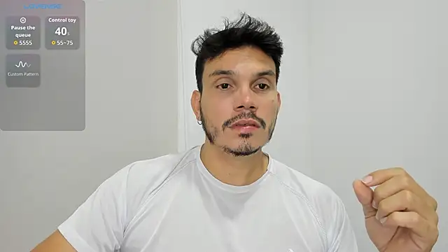 Snapshot of alejandro_stark chatting on October 16, 12:11 am alejandro stark online show from October 16, 12:11 am