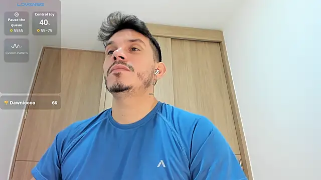 Snapshot of alejandro_stark chatting on October 26, 10:10 am alejandro stark online show from October 26, 10:10 am