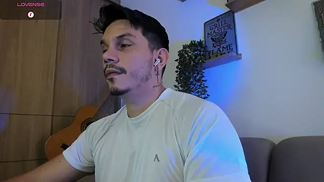 alejandro stark online show from April 24, 6:38 am