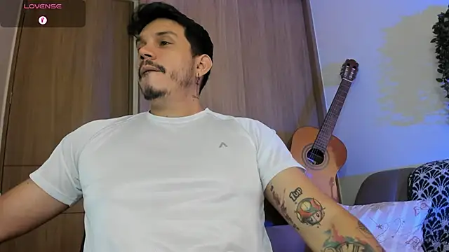 alejandro stark online show from June 7, 12:59 am