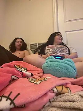 LiverandBrat77 online show from March 7, 1:46 am