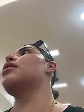 GigiiStone online show from January 31, 12:17 am