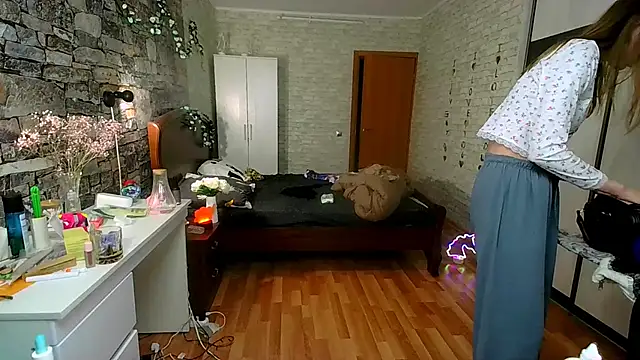   Aphrodita  wow   online show from April 10, 2:55 pm