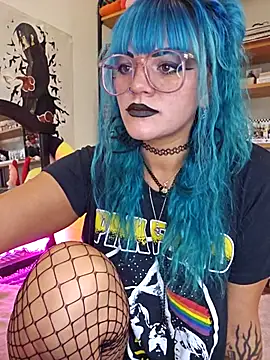 anyalikestosuck online show from November 6, 9:05 pm