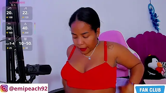 samanthaabloom online show from April 21, 2:37 am