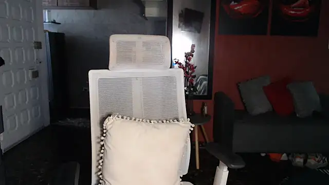 allifit01 online show from March 11, 12:11 pm