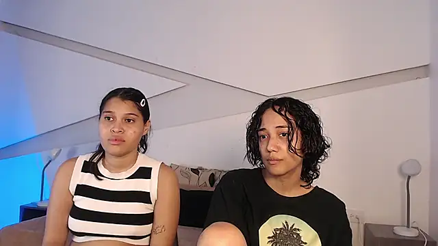 hot little bunny online show from November 12, 9:14 pm