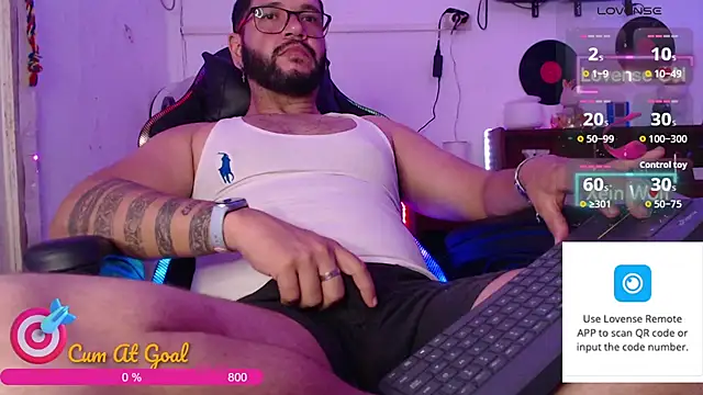 Snapshot of Xein_WoIf chatting on July 18, 4:05 am Xein WoIf online show from July 18, 4:05 am