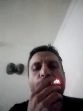 Snapshot of kevin613603 chatting on May 4, 5:47 am kevin613603 online show from May 4, 5:47 am