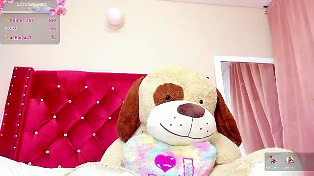 Tyra Privacy online show from December 6, 9:32 am