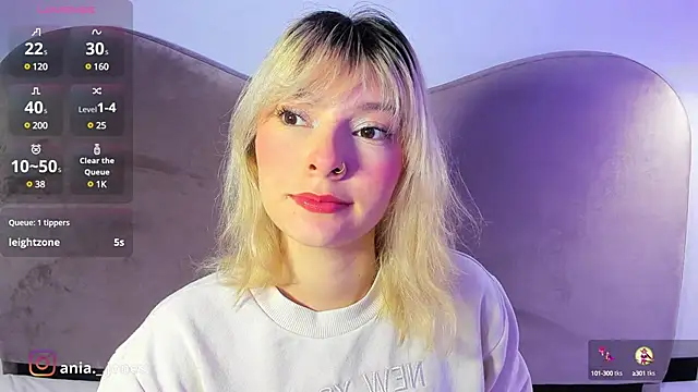 Ania jones online show from December 23, 8:03 pm