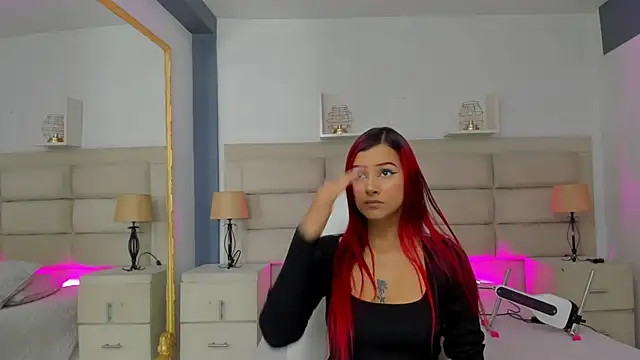 Snapshot of CinthiaCollins chatting on December 3, 9:13 pm CinthiaCollins online show from December 3, 9:13 pm