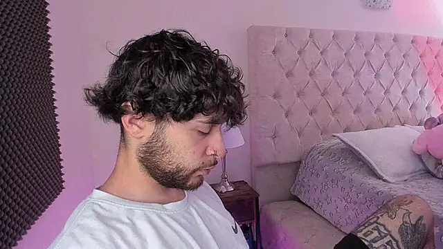 AbbyAndChris2 online show from May 20, 2:12 pm