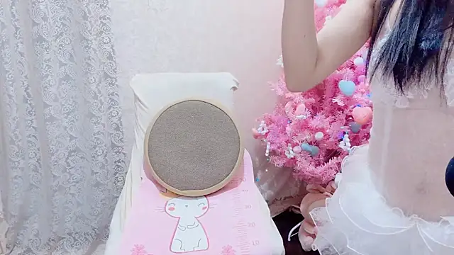 Snapshot of Rellababyy chatting on November 23, 2:33 am Rellababyy online show from November 23, 2:33 am