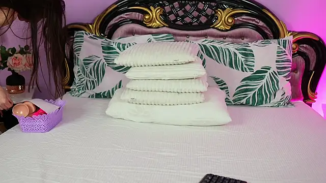 MyaJenson online show from April 24, 4:26 am