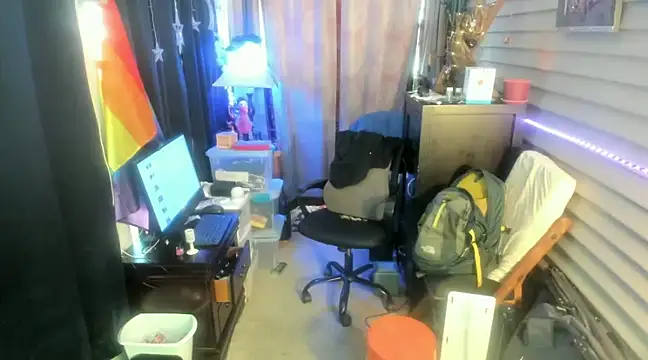 Daddysthick online show from December 3, 5:55 pm