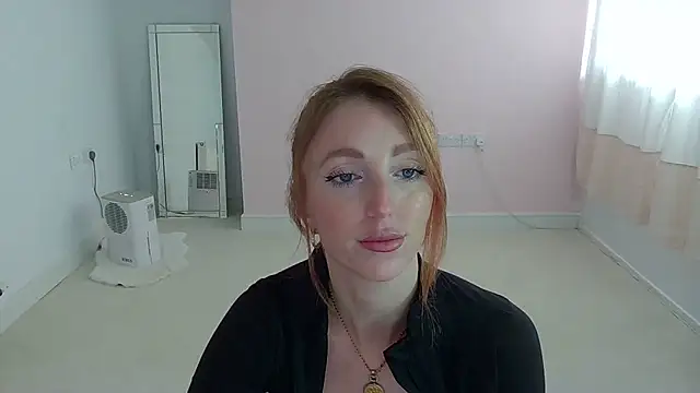Red firesquirt online show from June 11, 2:04 pm
