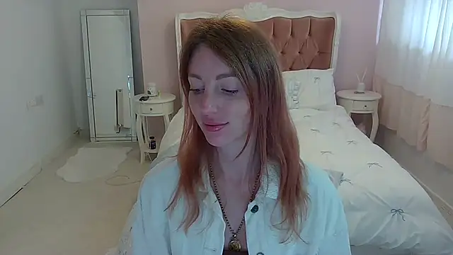 Red firesquirt online show from July 18, 11:25 am