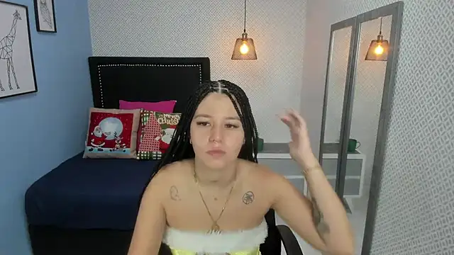 LORENADAVIES online show from December 24, 12:22 pm