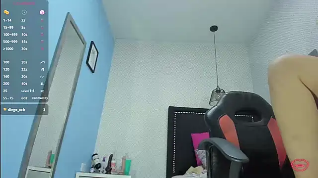 LORENADAVIES online show from January 28, 3:35 pm