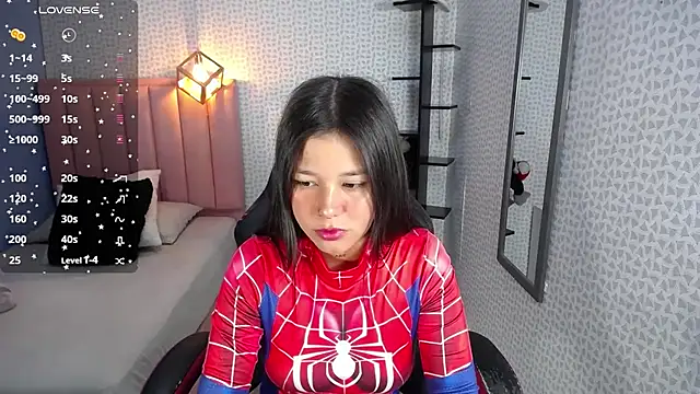 LORENADAVIES online show from October 14, 12:50 pm