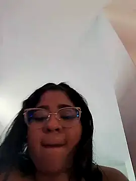 Yelly online show from February 12, 3:18 pm