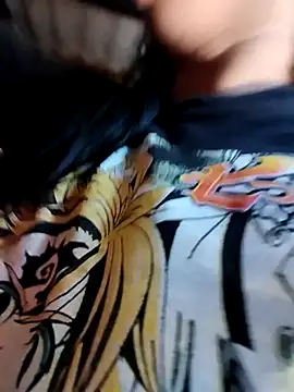 Yelly online show from April 28, 5:18 pm