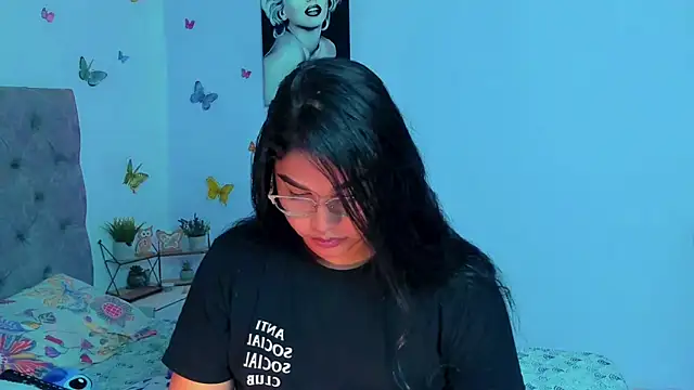 mabellfox online show from December 10, 4:06 pm