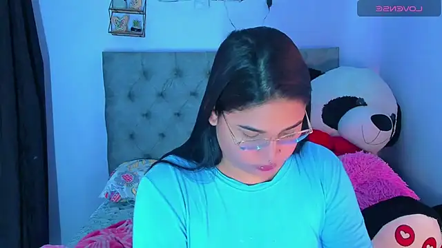 mabellfox online show from September 9, 6:07 pm