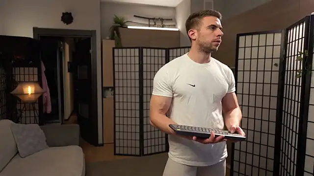 enjoy me online show from November 25, 5:46 pm