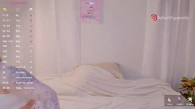 IsabellaFigueredo   online show from February 14, 4:15 am