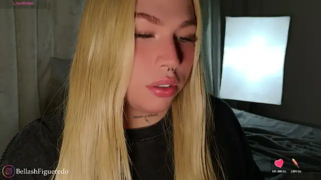 IsabellaFigueredo   online show from November 14, 7:34 pm