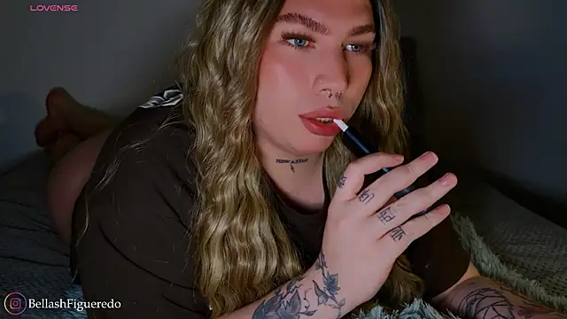 IsabellaFigueredo   online show from December 3, 7:16 am