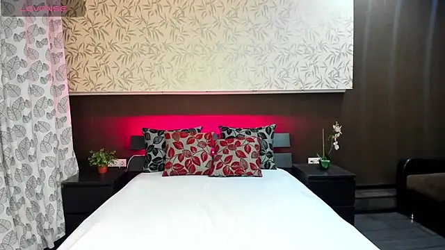 Donna Evans online show from January 15, 12:19 am