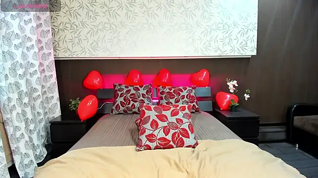 Donna Evans online show from February 17, 3:04 am