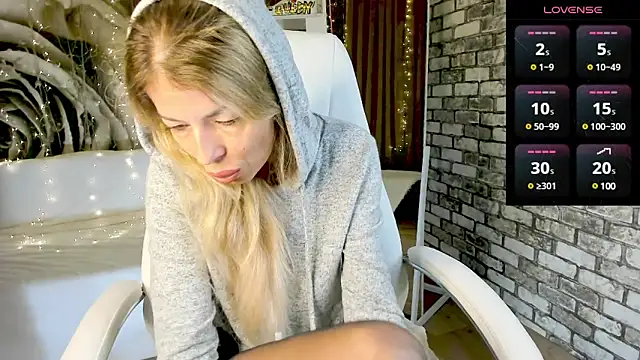 Eva Melow online show from February 22, 5:13 pm