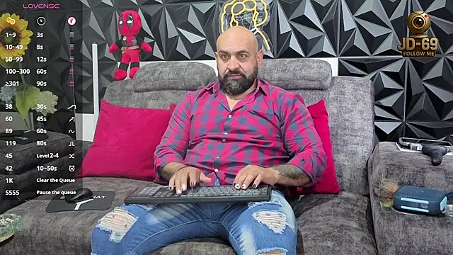 JD-69 online show from November 25, 6:30 pm