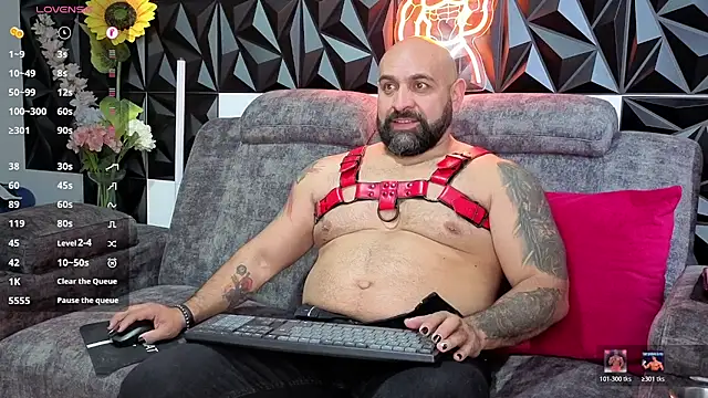 Snapshot of JD-69 chatting on January 9, 7:04 pm JD-69 online show from January 9, 7:04 pm