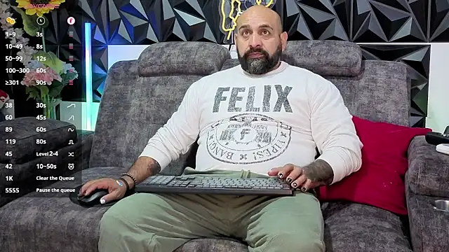 Snapshot of JD-69 chatting on March 12, 9:10 pm JD-69 online show from March 12, 9:10 pm