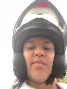 Eylend Lisboa online show from February 15, 12:11 pm